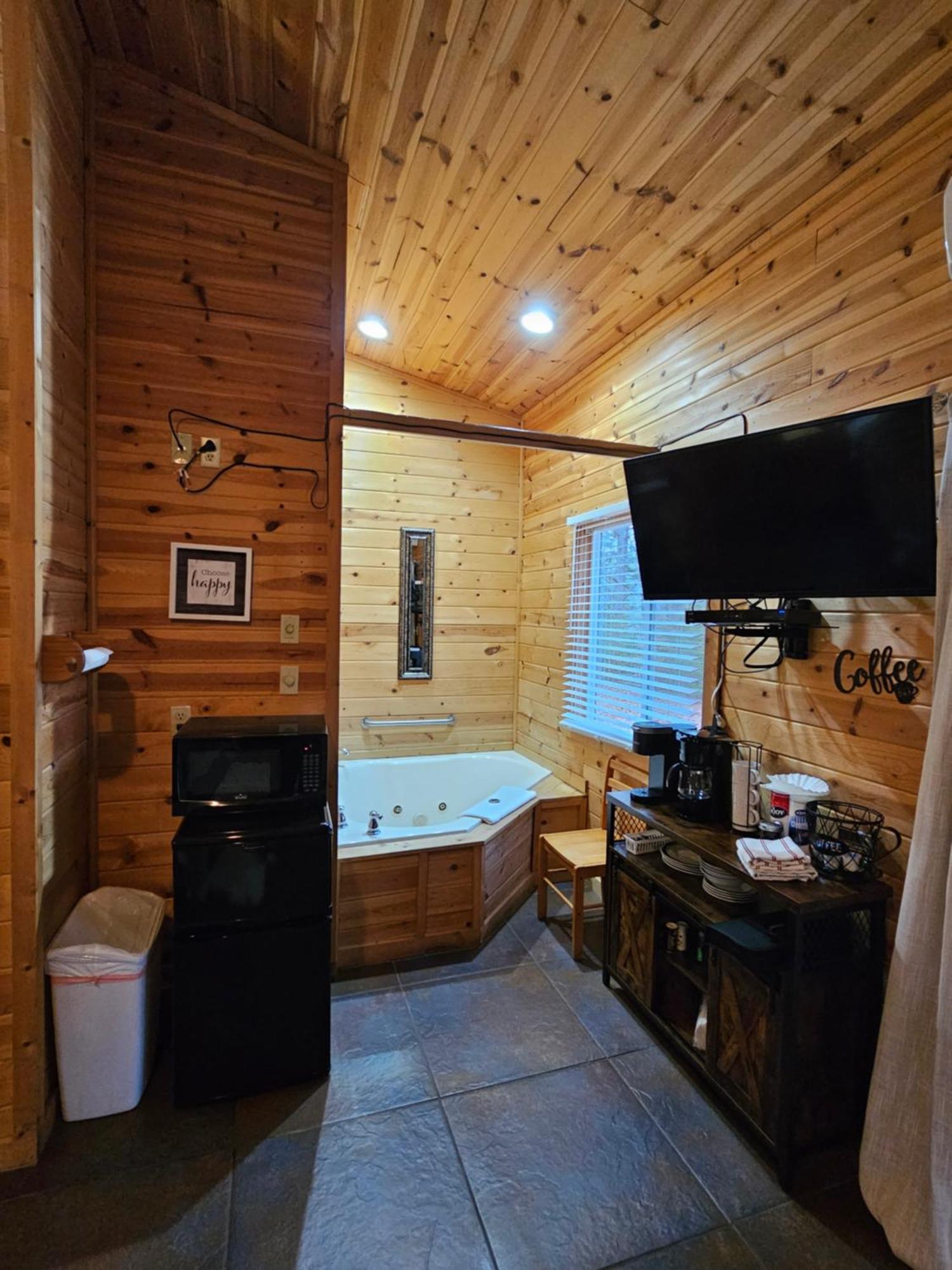 5 Min To Beaver Lake-King Bed-Fire Pit-Jetted Tub #5 Eureka Springs Kültér fotó