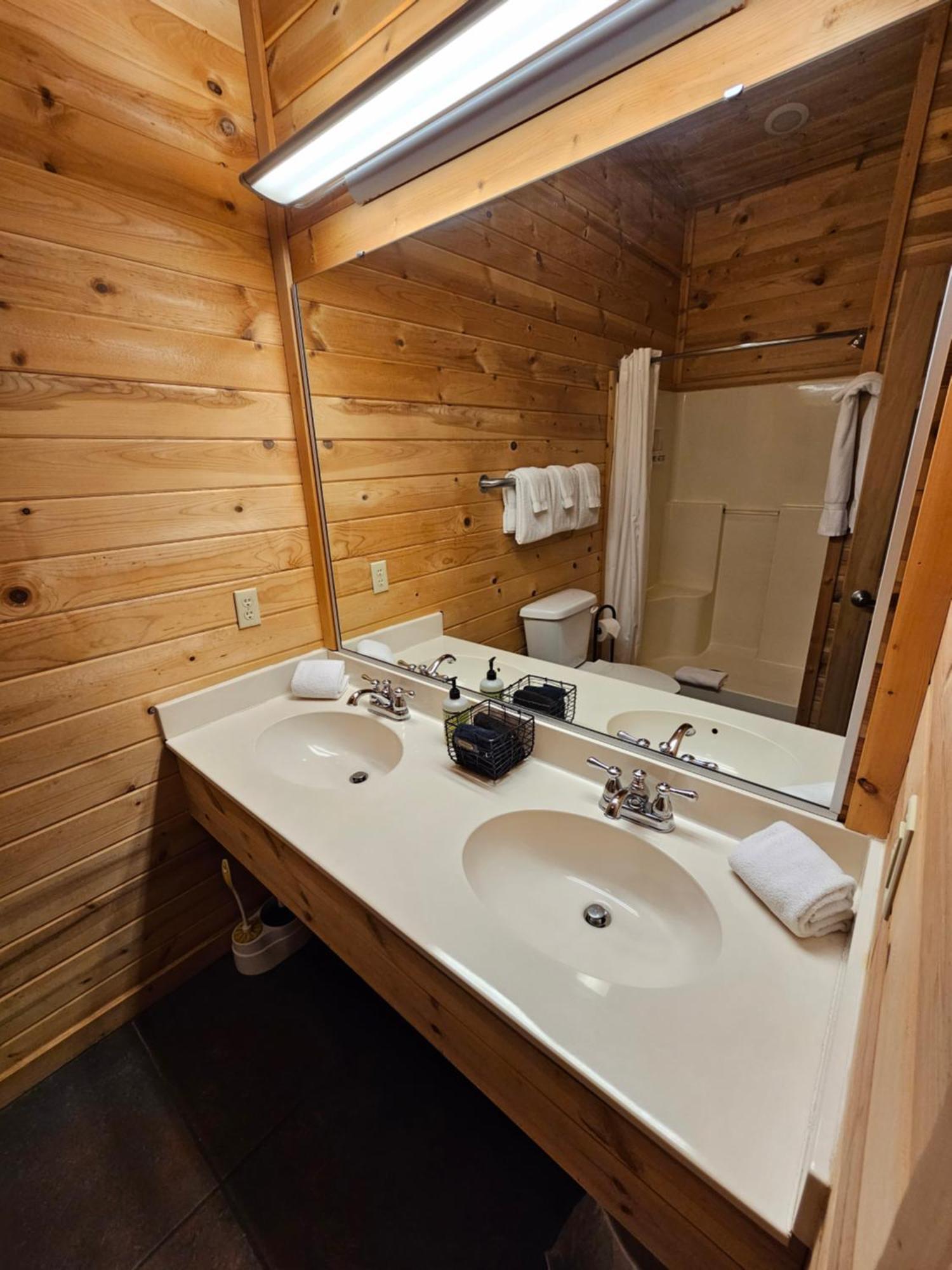 5 Min To Beaver Lake-King Bed-Fire Pit-Jetted Tub #5 Eureka Springs Kültér fotó
